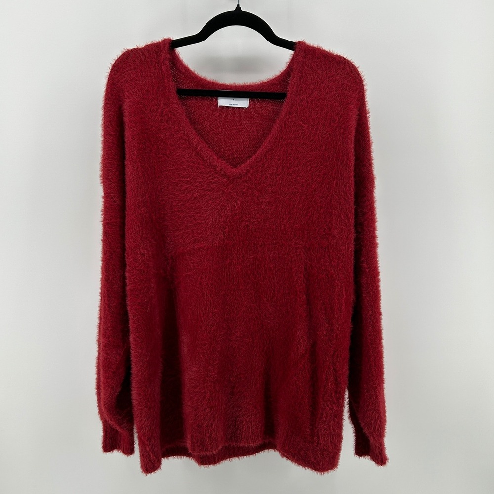 Old Navy Red Eyelash Knit Fuzzy Pullover Sweater Oversized Medium Festive Cozy